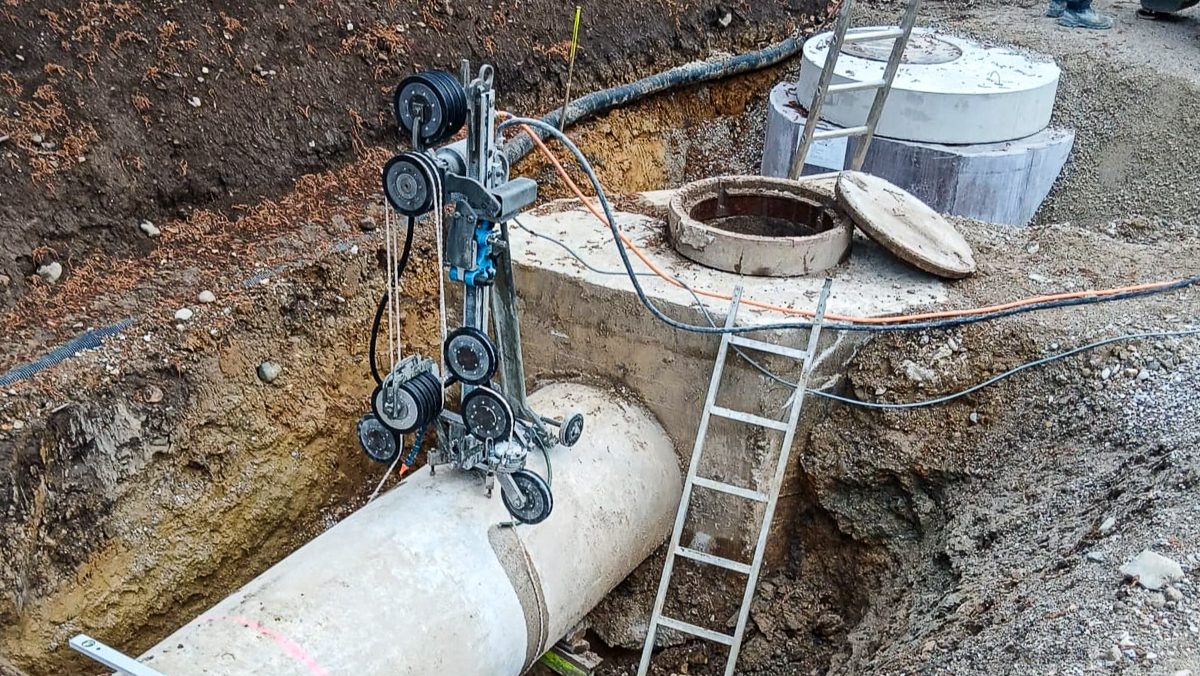 Seilsäge‑Einsatz im Abwasserkanal